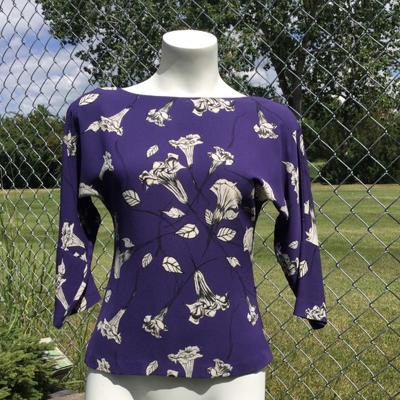 Babaton Silk Crepe Purple Top 3/4 Sleeve Boatneck - Picture 9 of 9